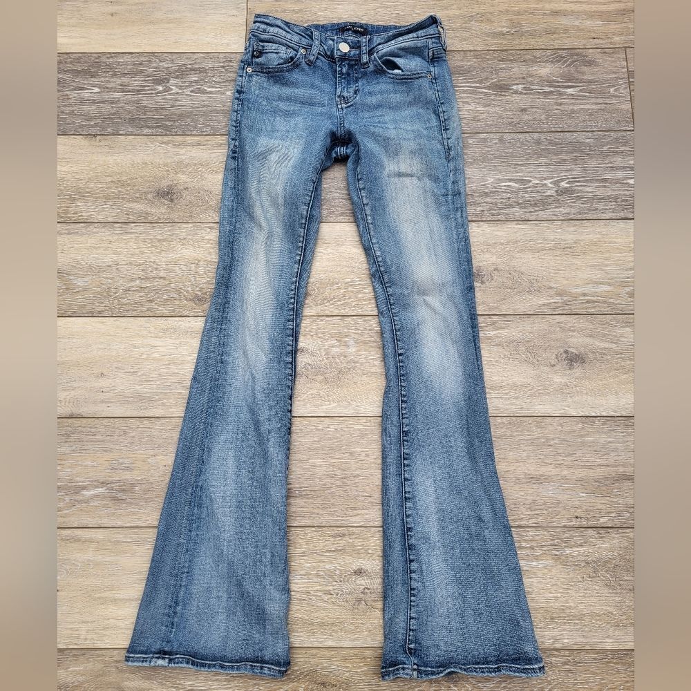 Low rise Bootcut jeans
